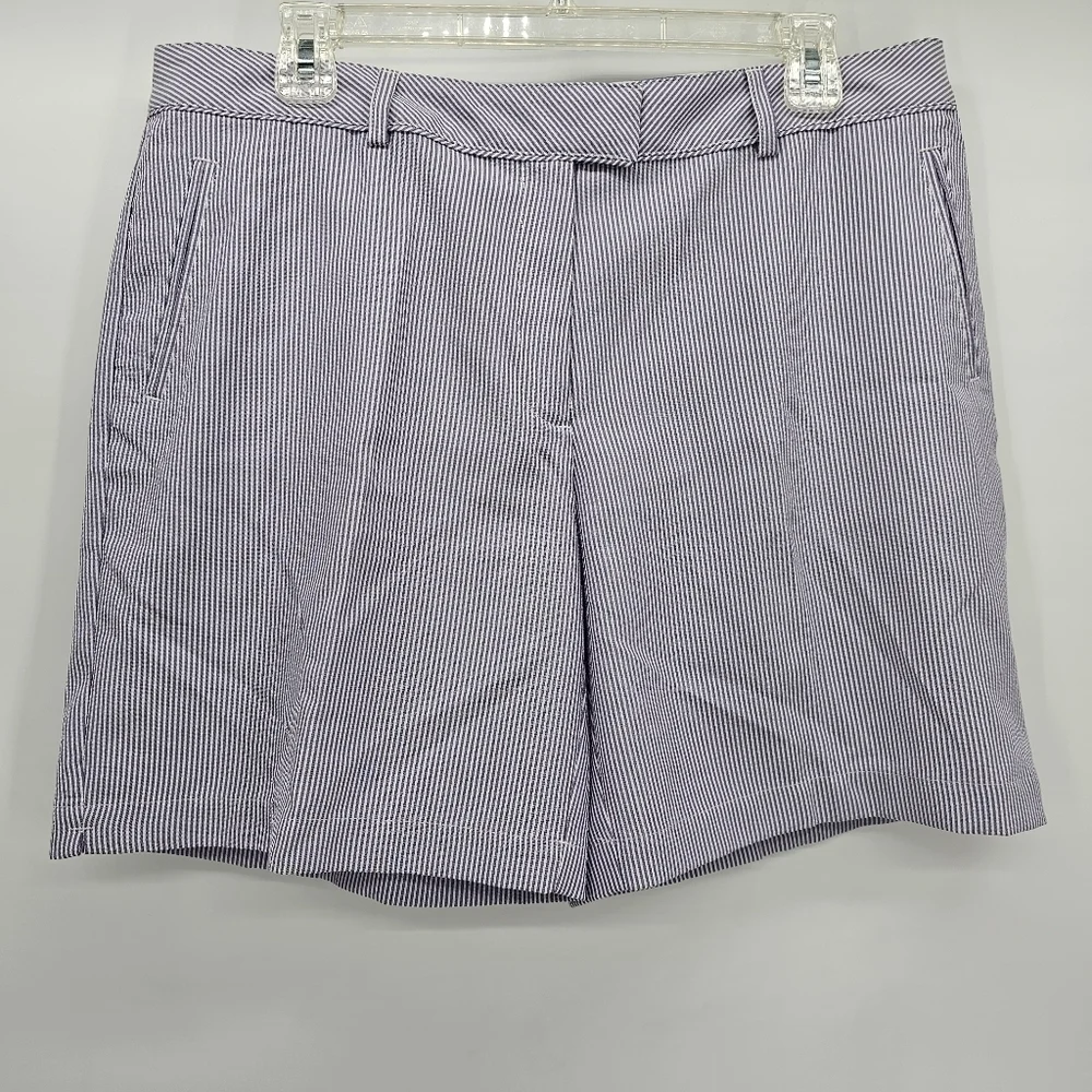 Lady Hagen essentials stripe golf flat front short bundle women's size 12